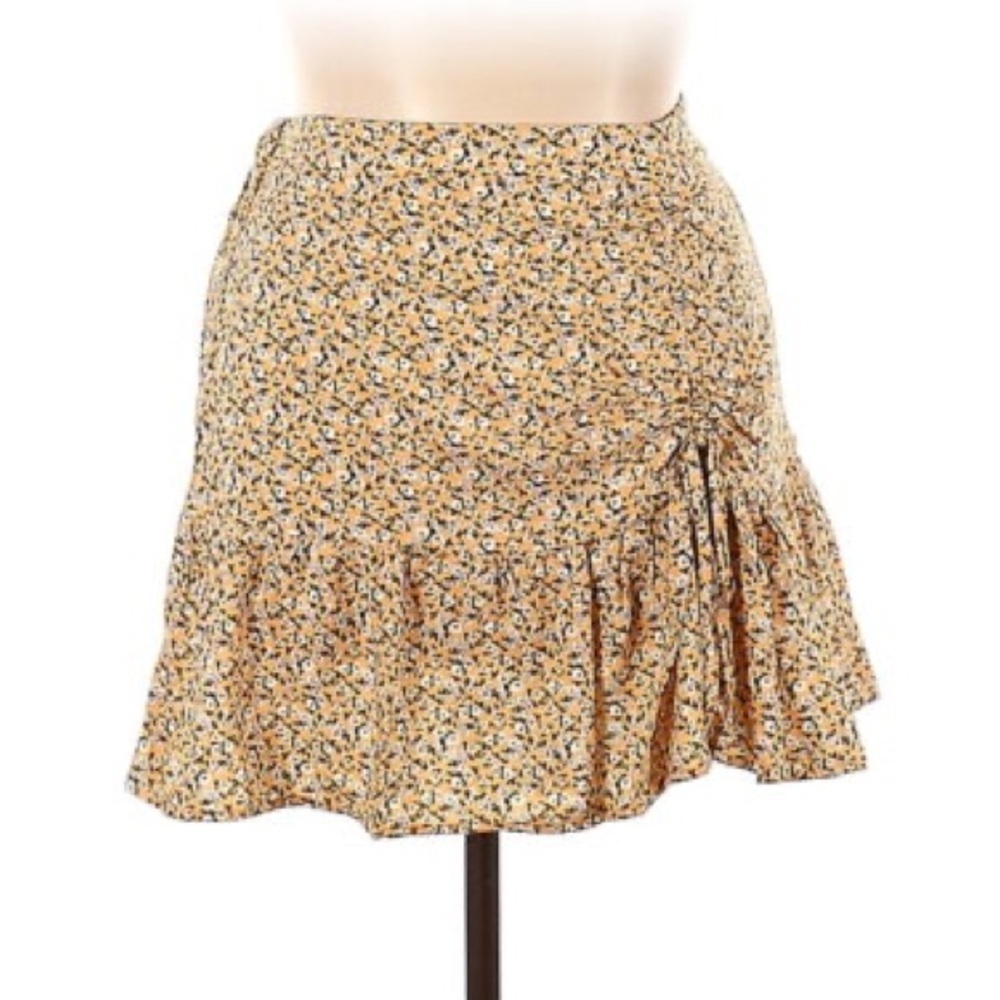 Wild fable yellow floral mini skirt